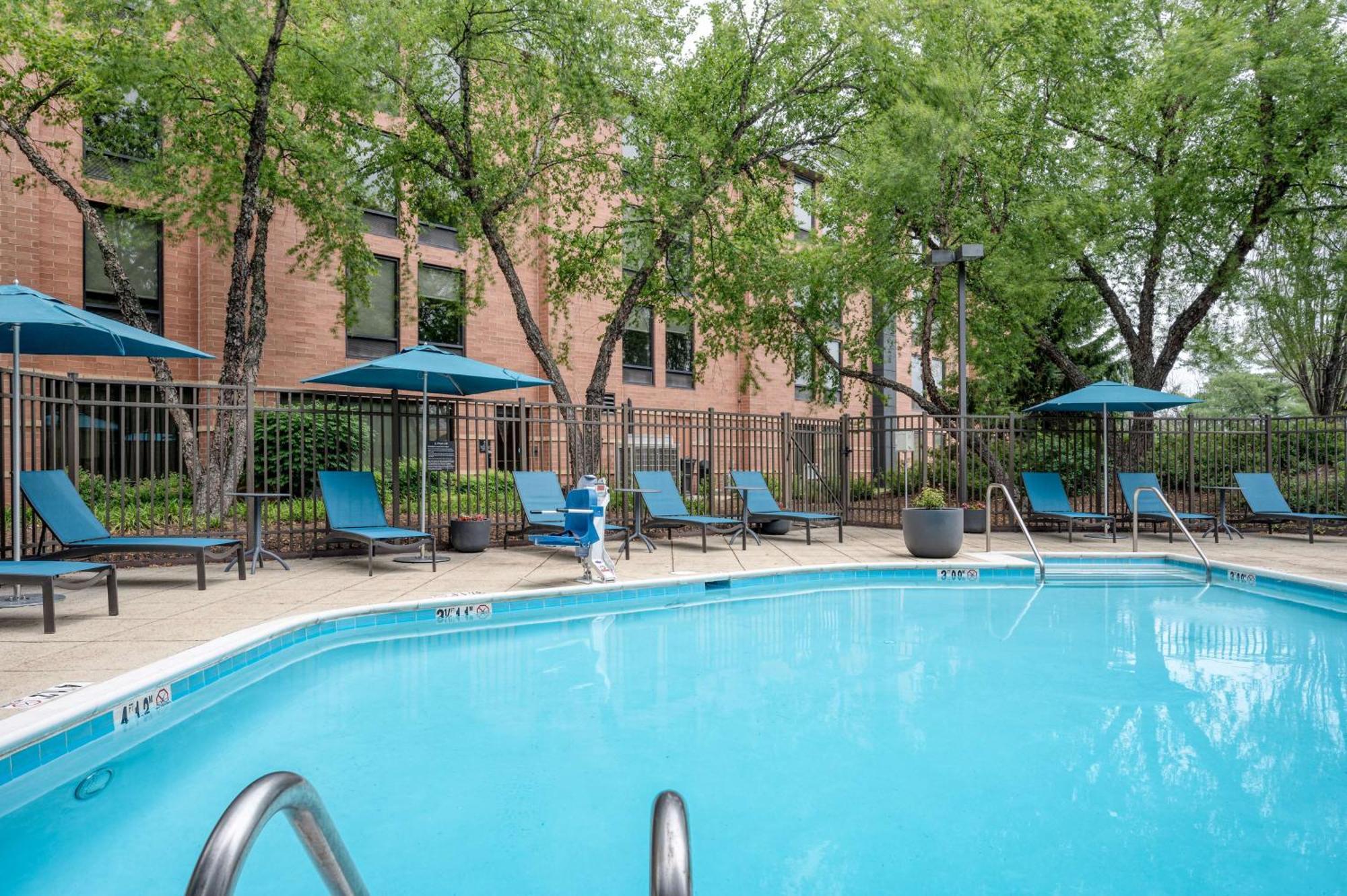 Hampton Inn Baltimore/White Marsh Extérieur photo